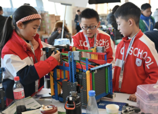 Tech News: The Rise of Robot Schools for Kids in China and What We Can Learn